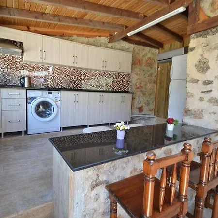 Kilim Kaya Vilă Kinali (Aegean)