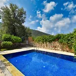 Kilim Kaya Vila Kinali (Aegean)
