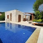 Kilim Kaya * Kinali (Aegean)